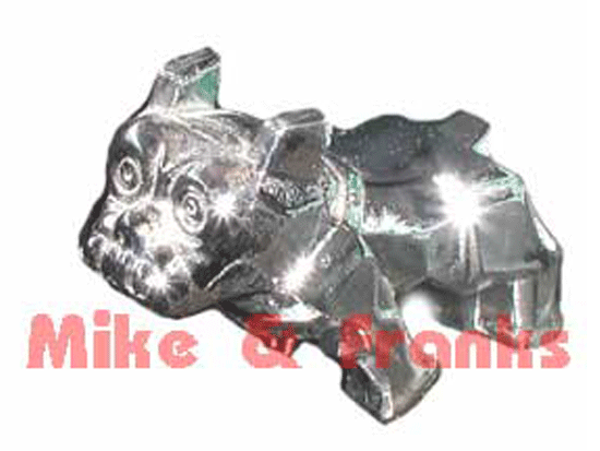 113 Haubenornament "Bull Dog"