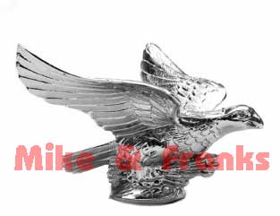 328 Haubenornament "Flying Eagle" groß