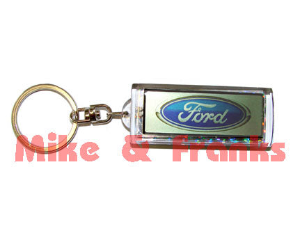 Schlüsselanhänger mit blinkendem Ford Logo